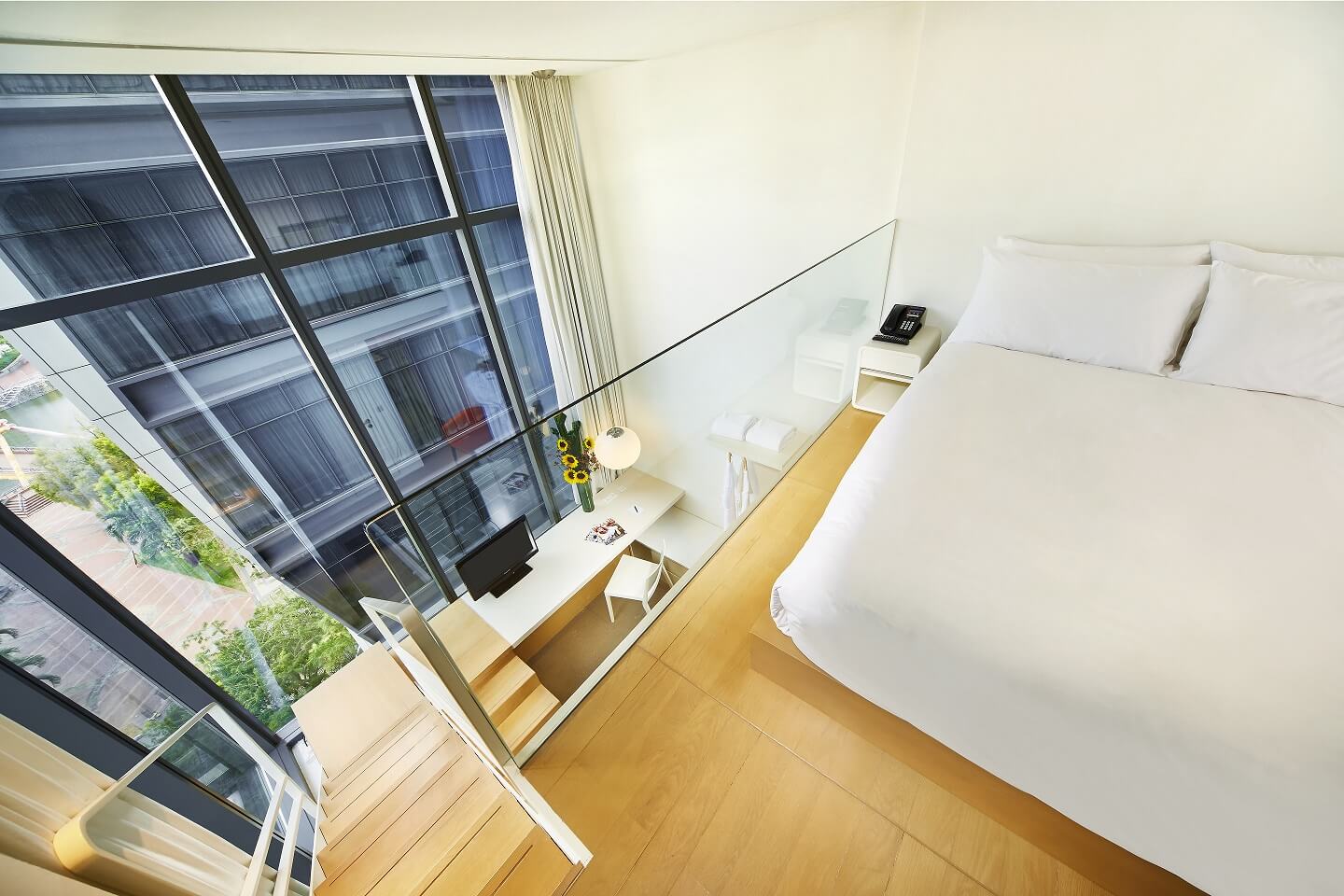 How FF&E is Bringing Hospitality Design Trends to Life | hotel architecture | hotel interior design | Studio M Singapore Executive Loft