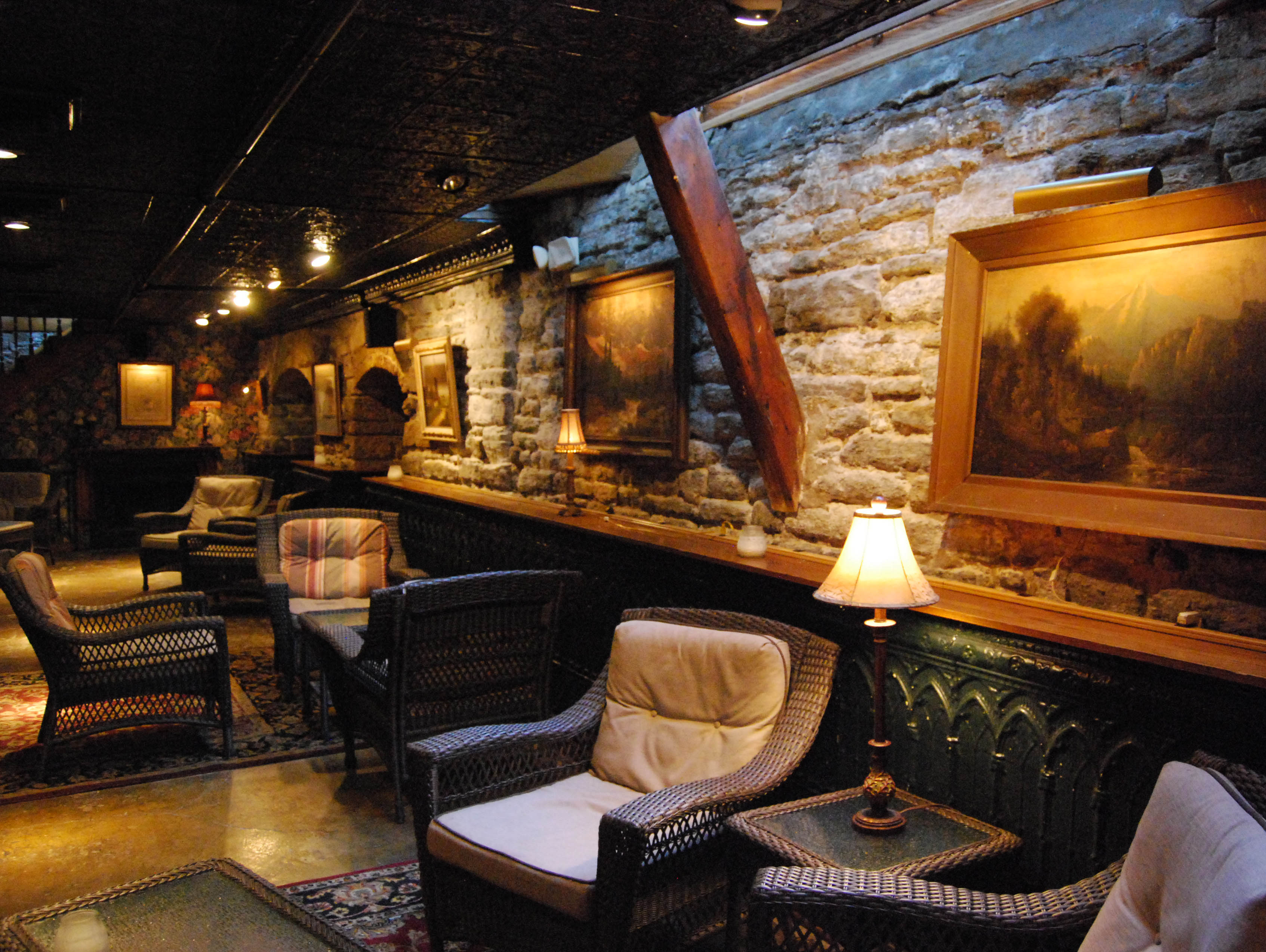 Restaurant Acoustics- The Psychology of Interior Design, Part 4 | Fohlio | WA Frost | product database | FF&E | FFE | interior design specification software | digital material library